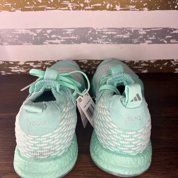 Adidas Trae Young 2 - Picture 4 of 9